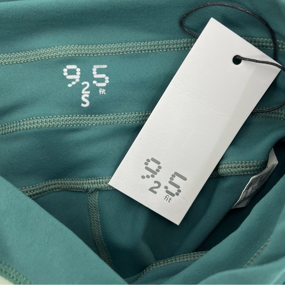 NWT 925fit Adjusting Times Leggings in Basil Green Size Small - Picture 8 of 13